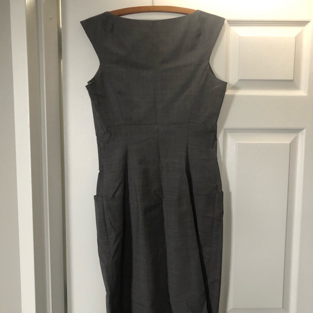 Chaiken sheath dress, sz 6, great for RTO, slight herringbone pattern - Picture 8 of 16